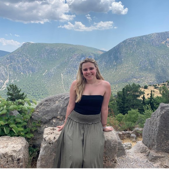 Meet your Posher, Jacquelyn - Picture 1 of 1